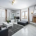 Lovely In Vabriga * Tar-Vabriga